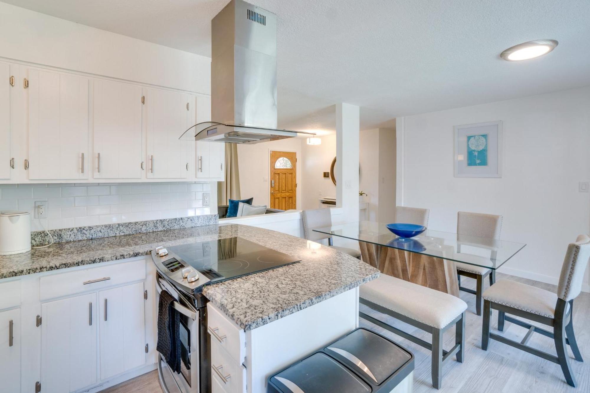 Centennial Home With Covered Patio And Fire Pit! 외부 사진